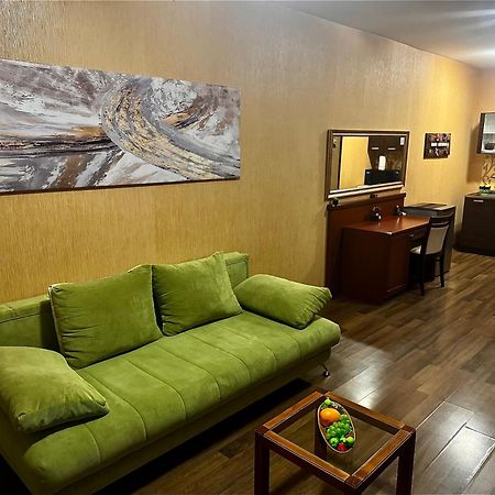 Silver Marina Apartment-Orzoett Melygarazs Balatonfured Bagian luar foto
