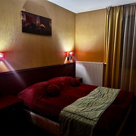 Silver Marina Apartment-Orzoett Melygarazs Balatonfured Bagian luar foto