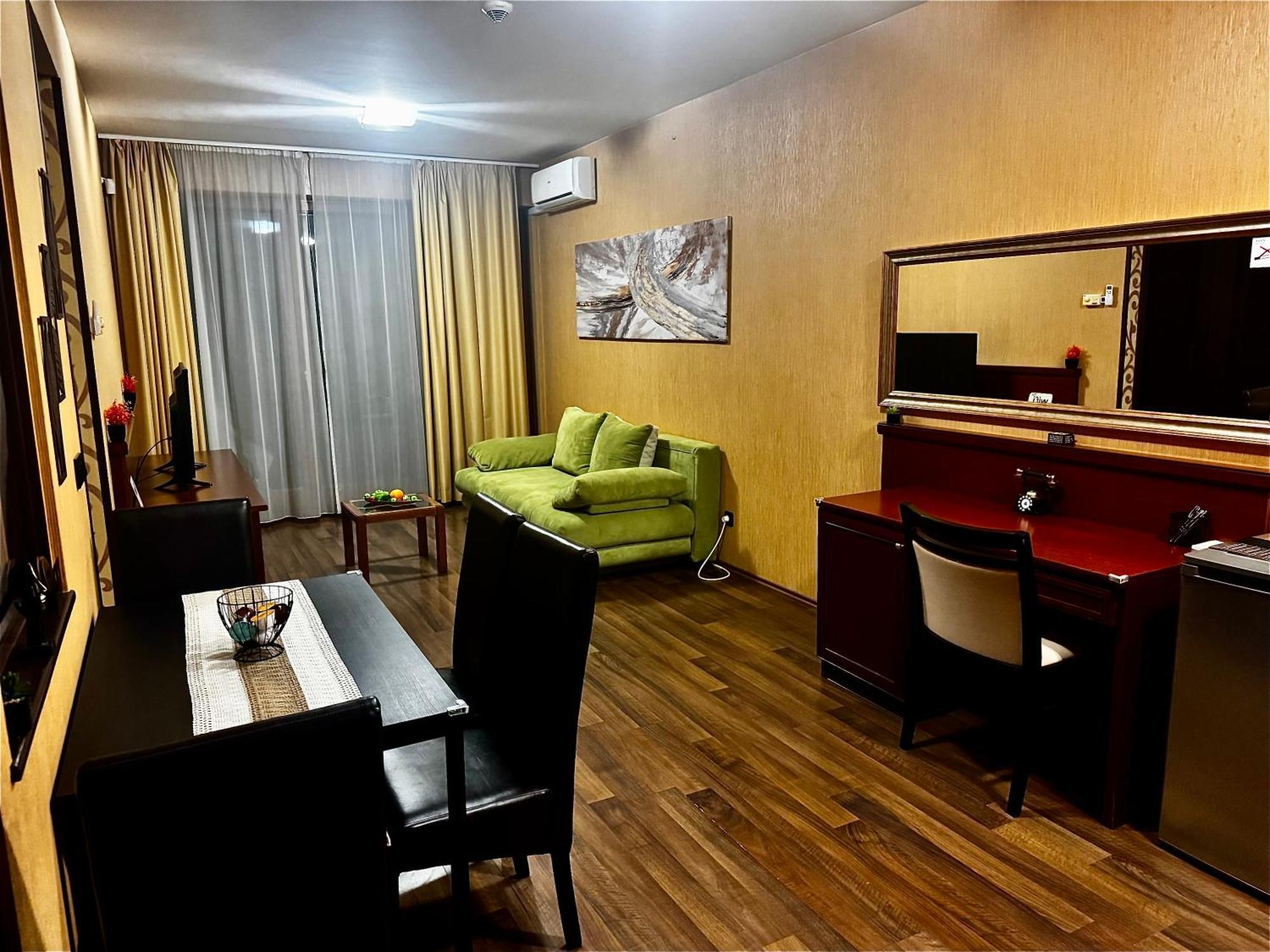 Silver Marina Apartment-Orzoett Melygarazs Balatonfured Bagian luar foto